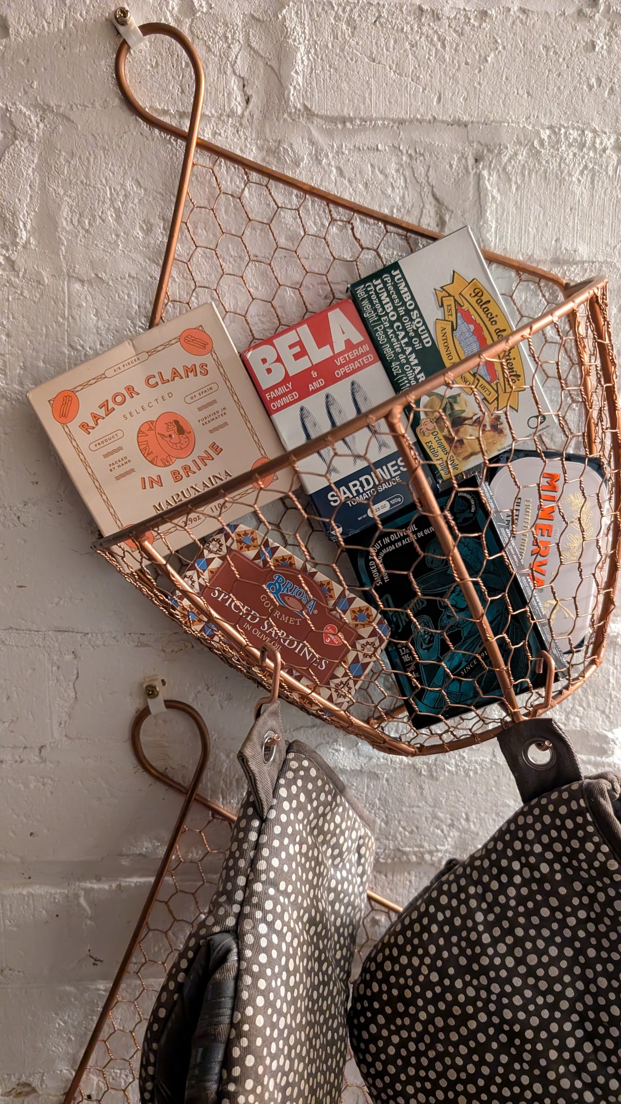 FEAST COLLECTION BOX 2 DEC 2025