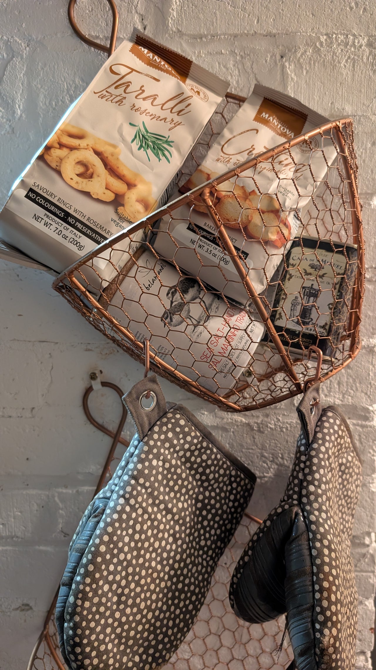 FEAST COLLECTION BOX 3 DEC 2025 - Accoutrements